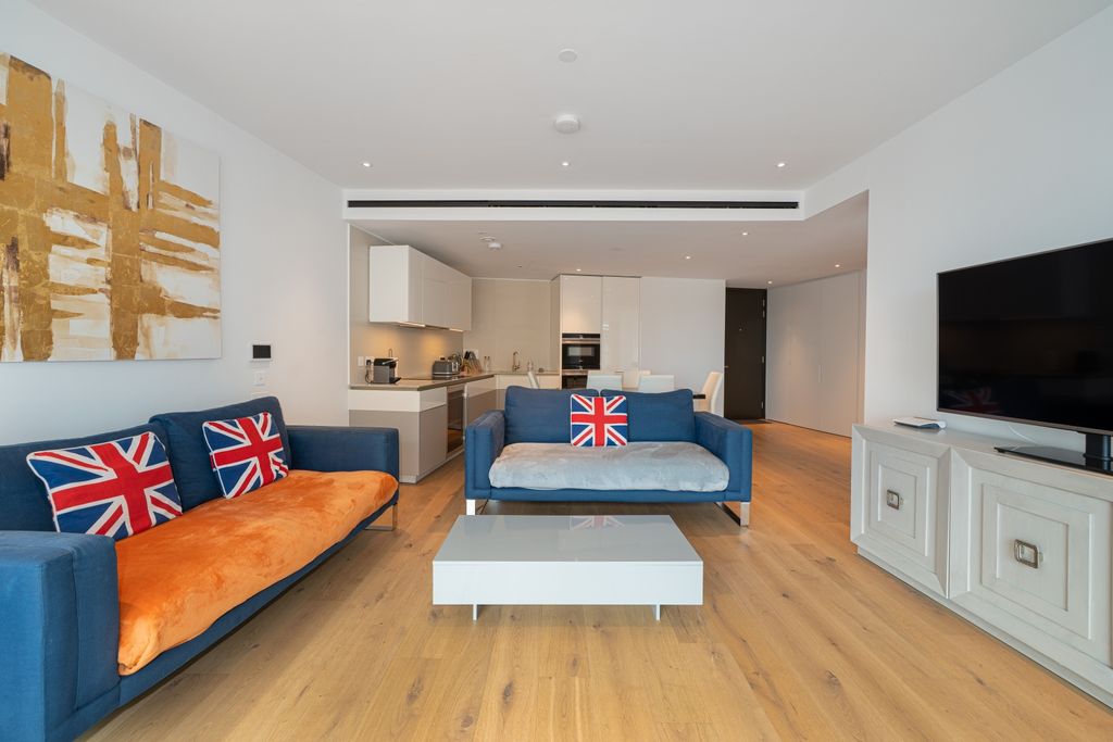 Property photo 2 of 13 Beechmore House