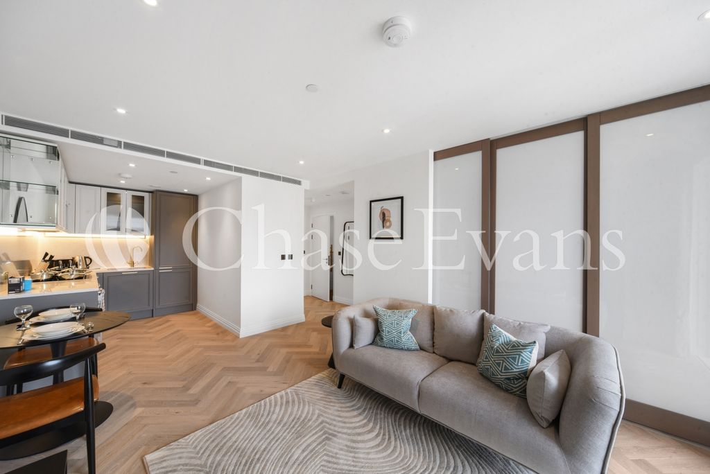 Property photo 3 of 10 Living Area