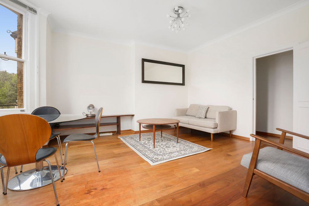 Property photo 2 of 11 Picture No. 04