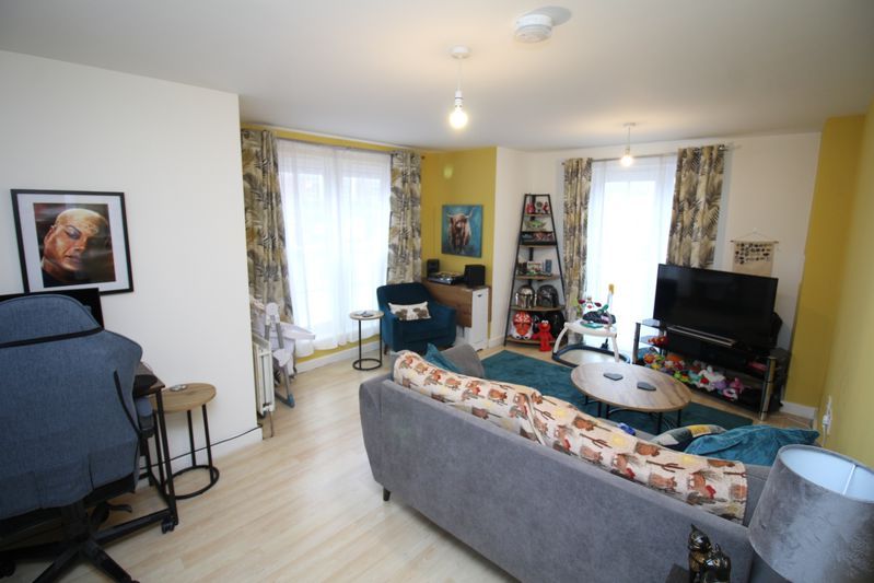 Property photo 2 of 7 Photo 5