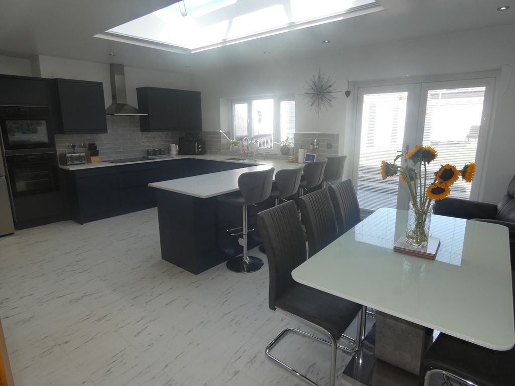 Property photo 3 of 16 Kitchen-Diner