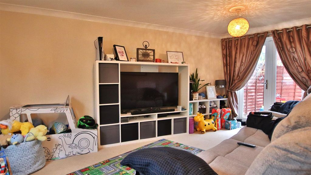 Property photo 2 of 13 Img_2303.Jpg