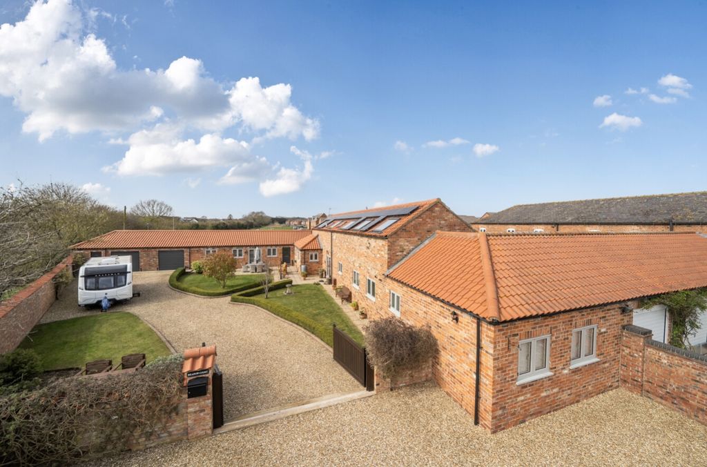 Property photo 1 of 23 1429612-2-69c1619736068-Arw