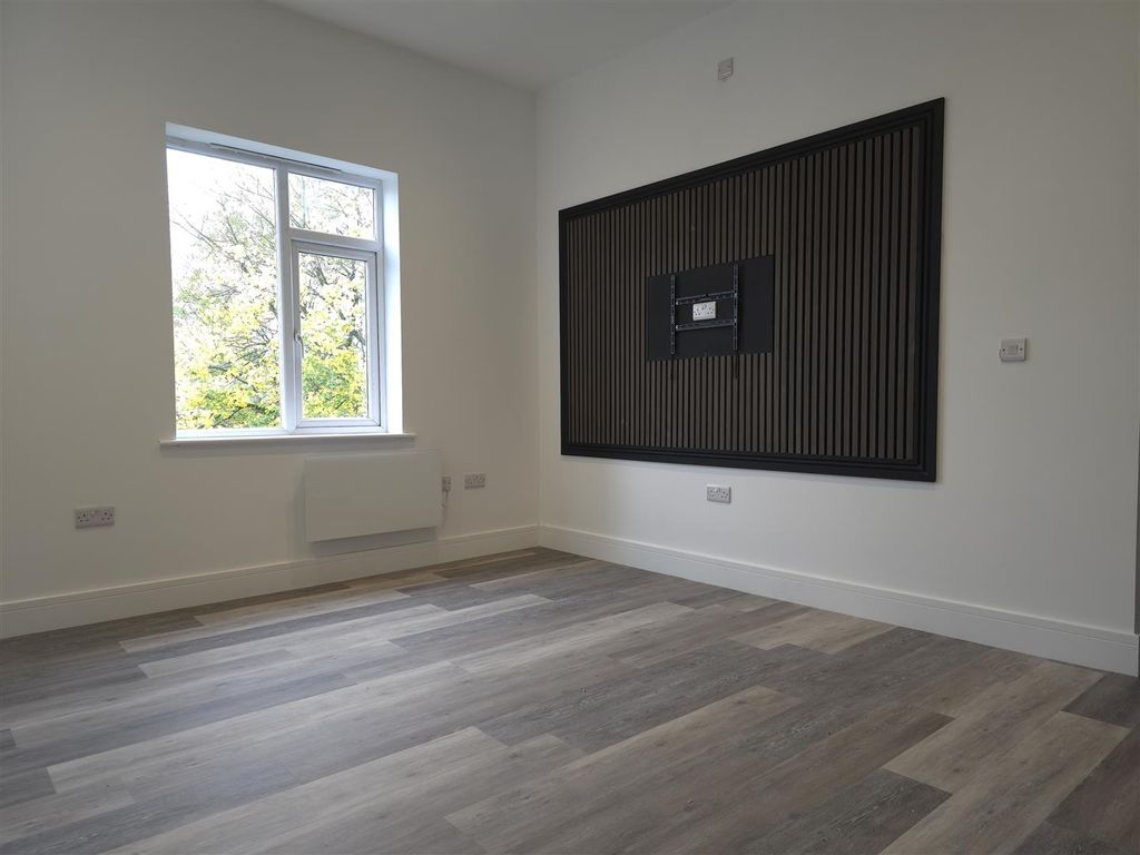 Property photo 2 of 11 20251023_103351.Jpg