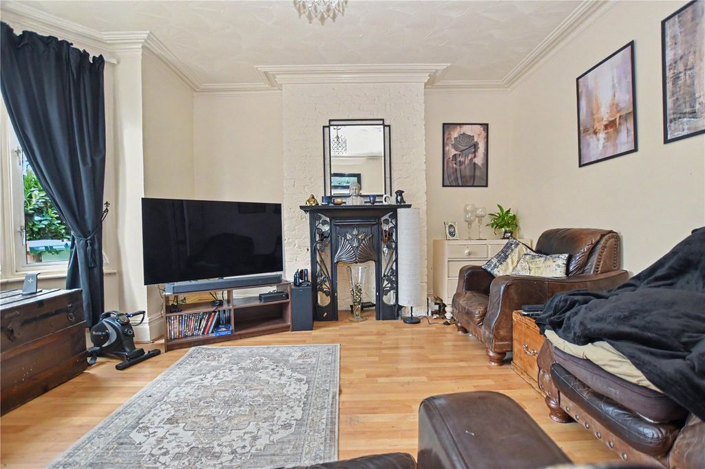 Property photo 3 of 13 Picture No. 23