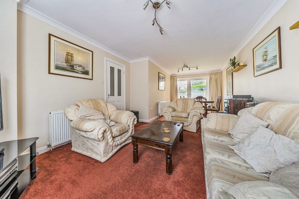 Property photo 2 of 20 3036673