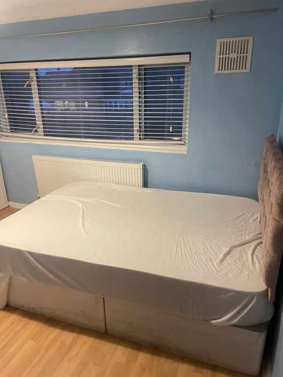 Property photo 1 of 3