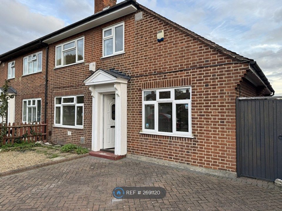 Property photo 2 of 12