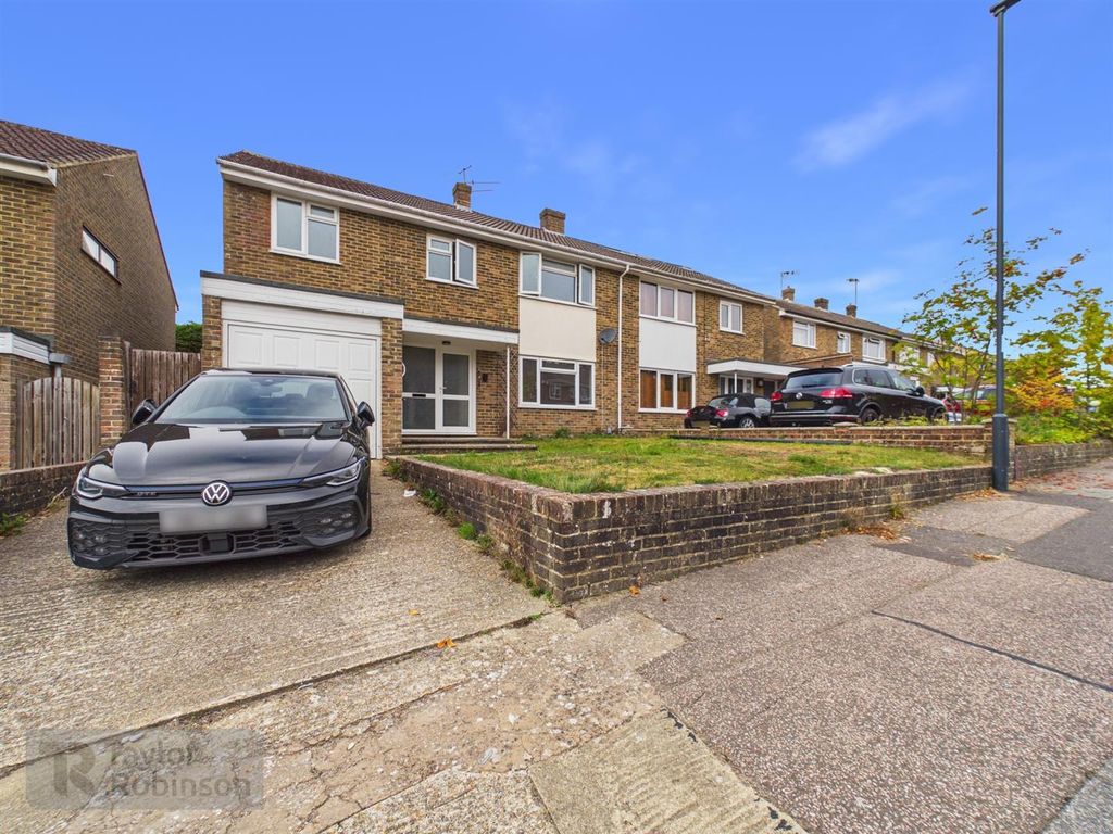 Property photo 1 of 12 Cam02600G0-Pr0858-Still015.Jpg
