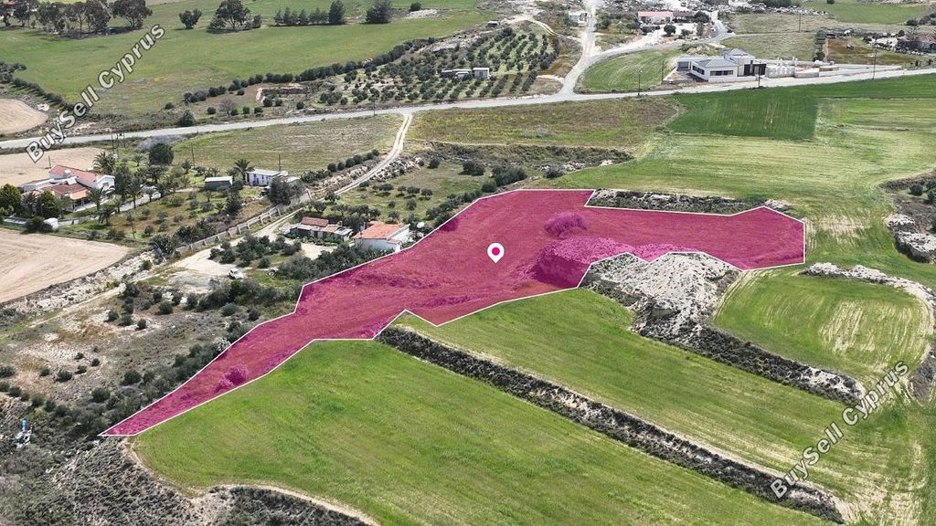 Property photo 2 of 4