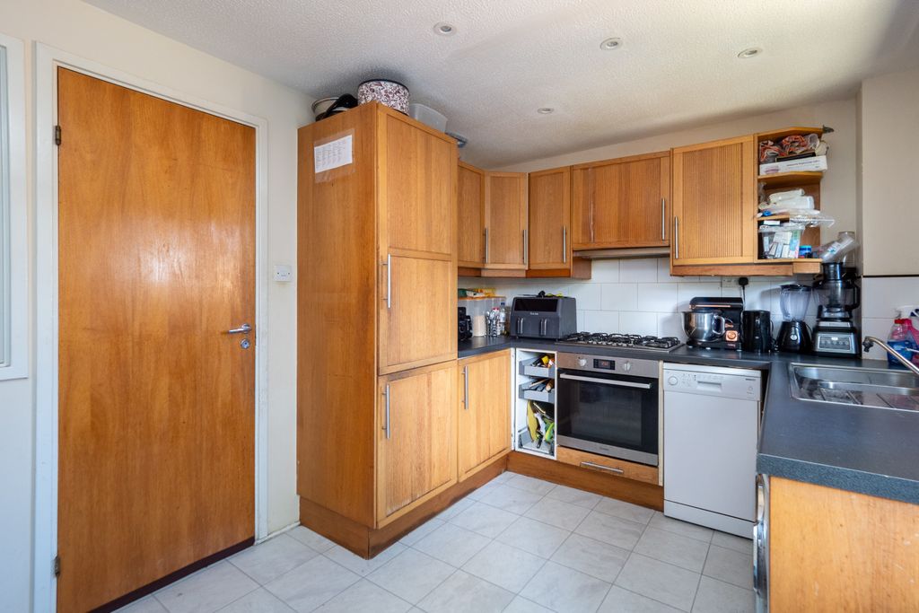 Property photo 3 of 14 Picture No. 11