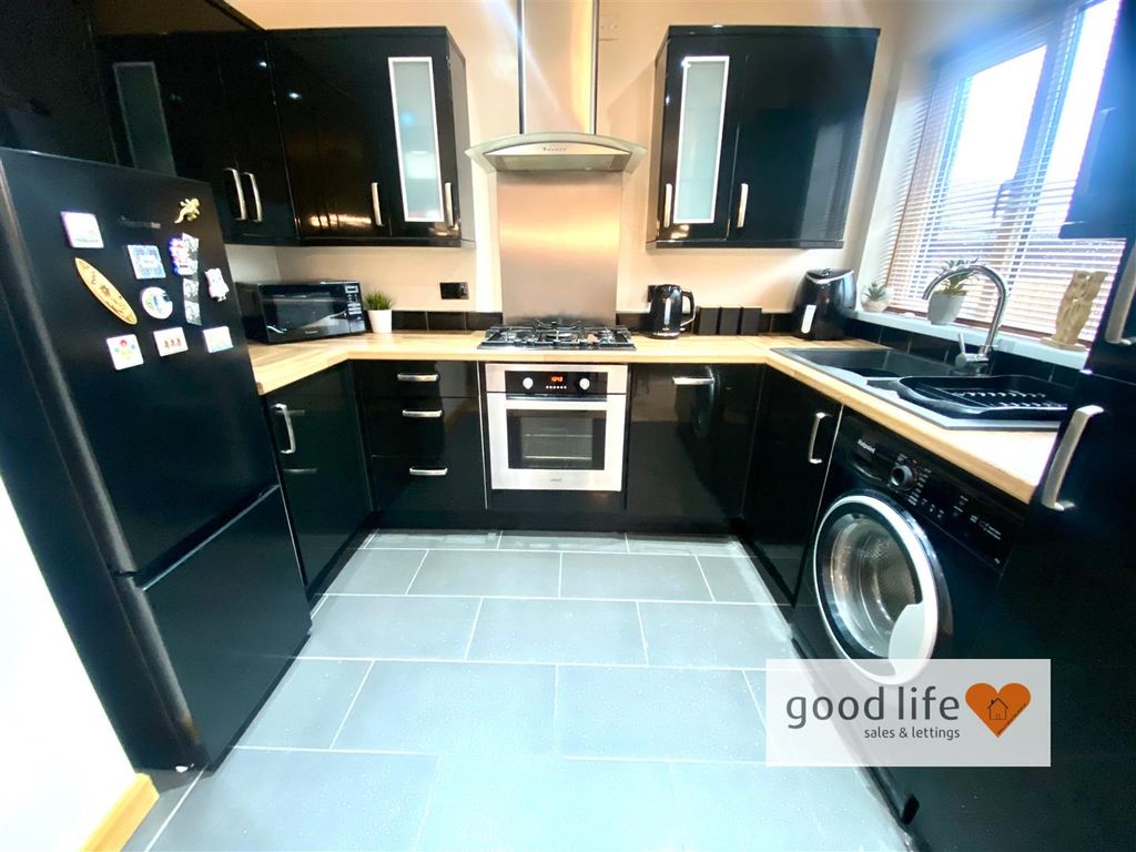 Property photo 3 of 18 20260312_134357447_Ios33Arundalroad.Jpg