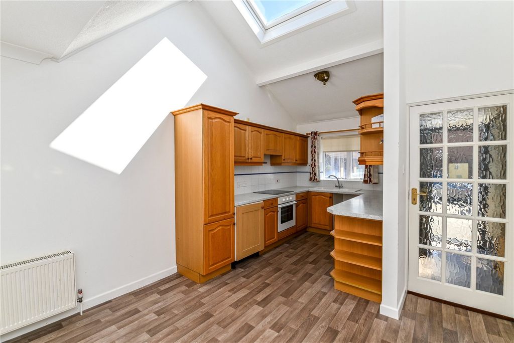 Property photo 2 of 15 Picture No. 05