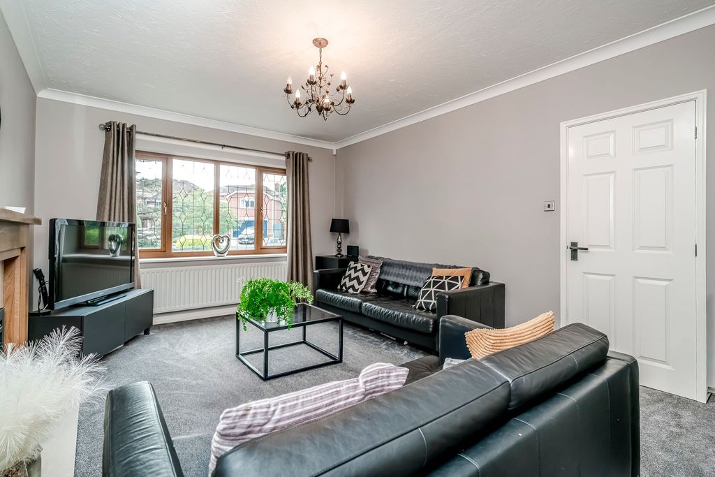 Property photo 2 of 44