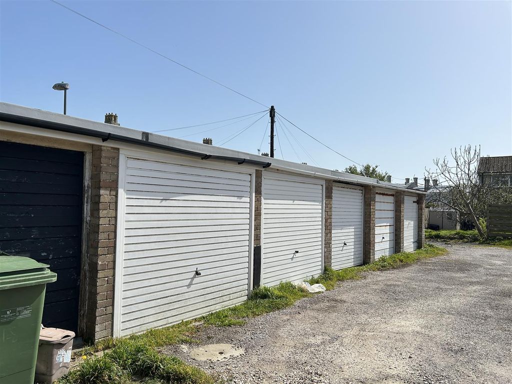 Property photo 2 of 15 Img_8718.Jpeg