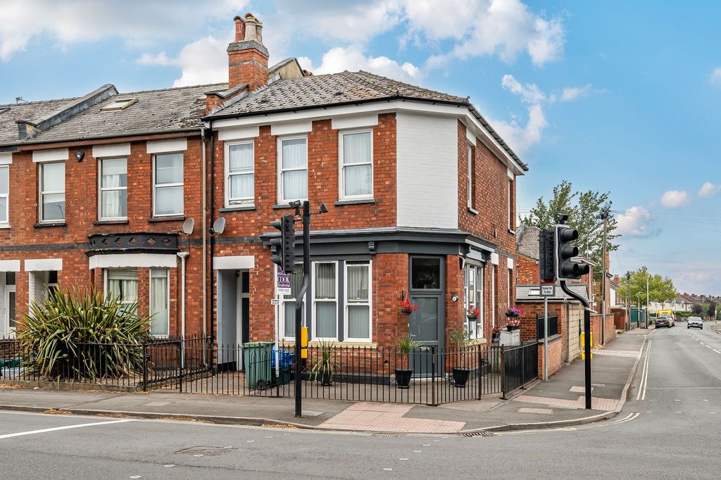 Property photo 1 of 23