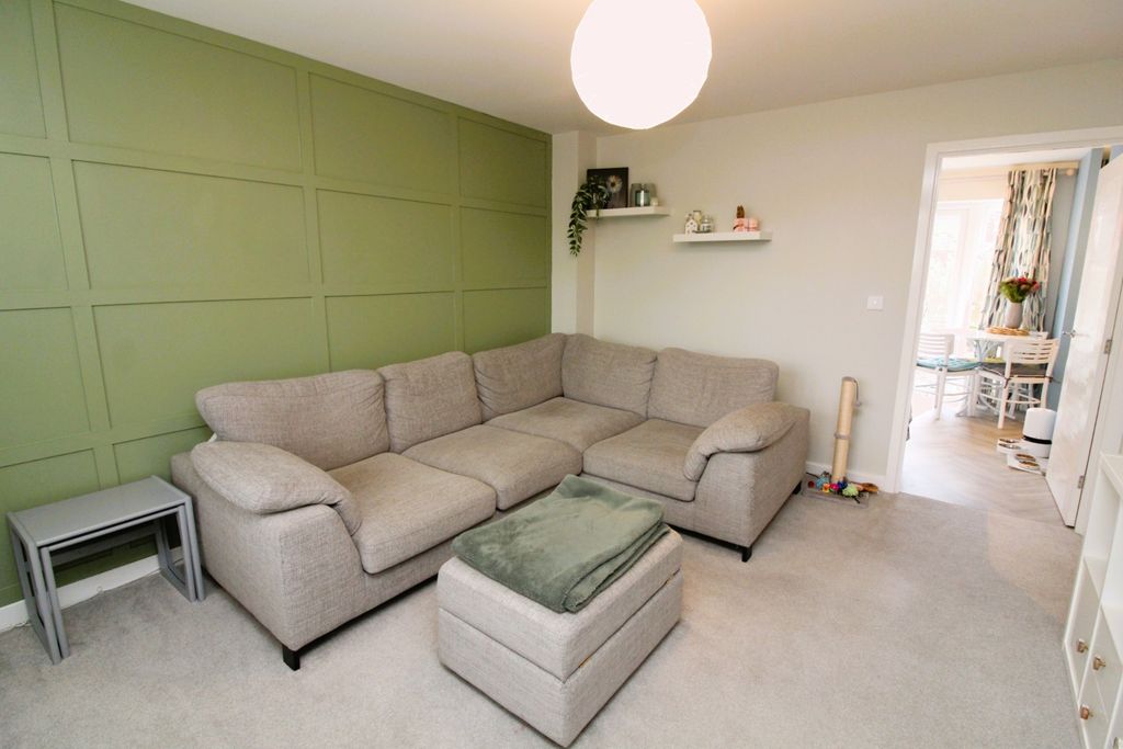 Property photo 2 of 25 Img_4386