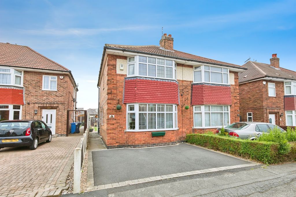 Property photo 1 of 15