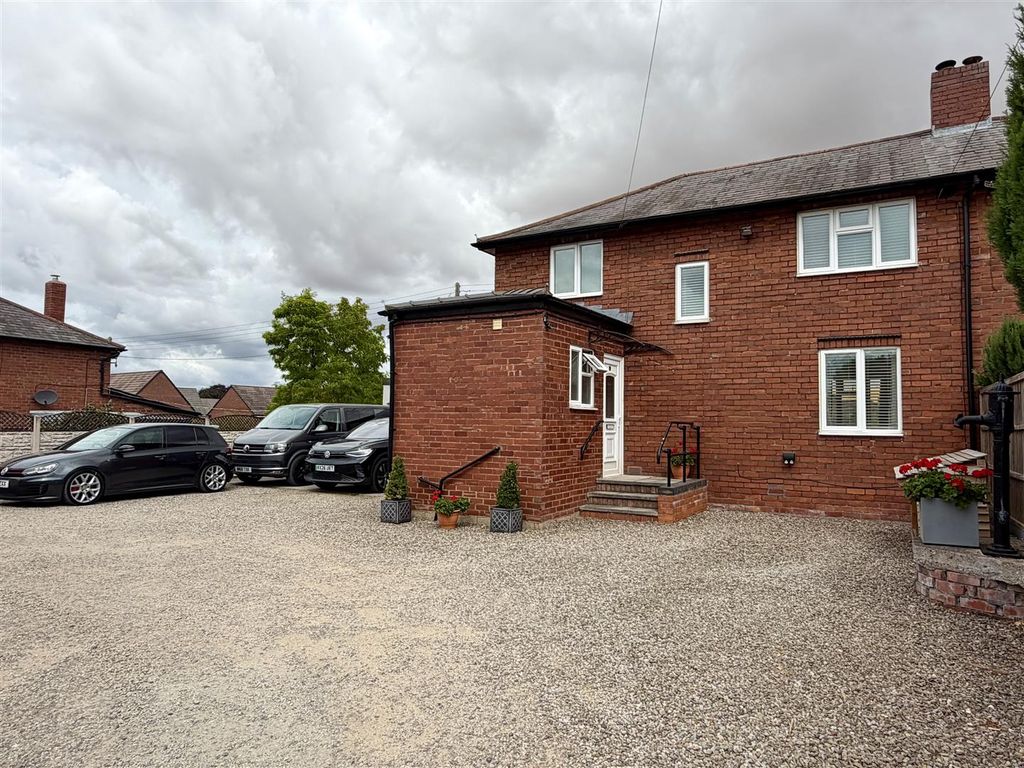 Property photo 1 of 29