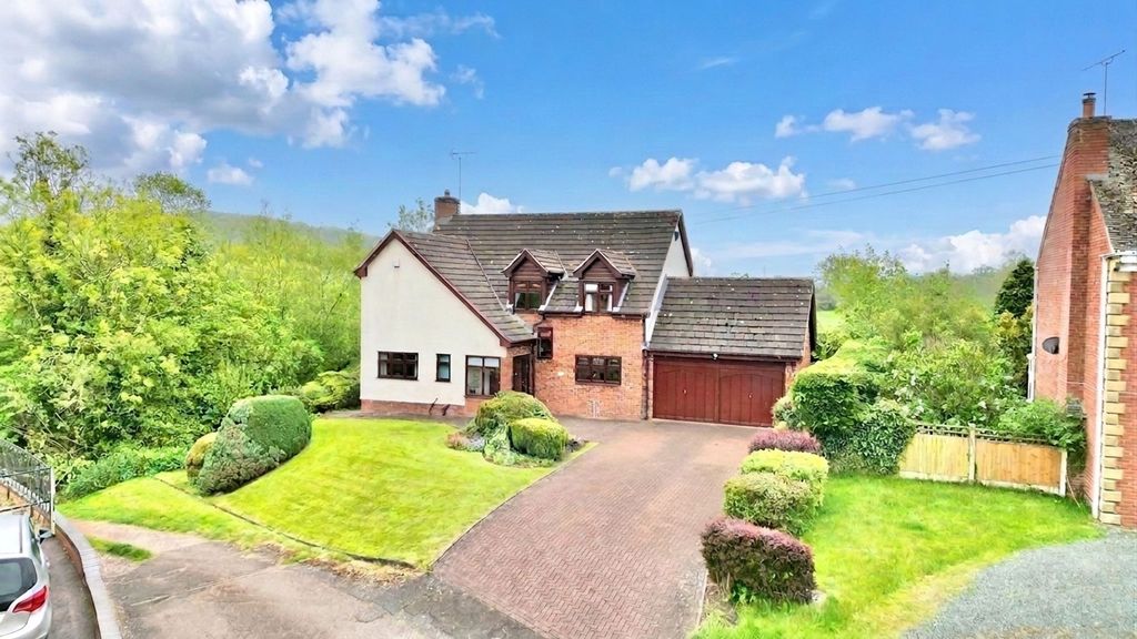 Property photo 1 of 36