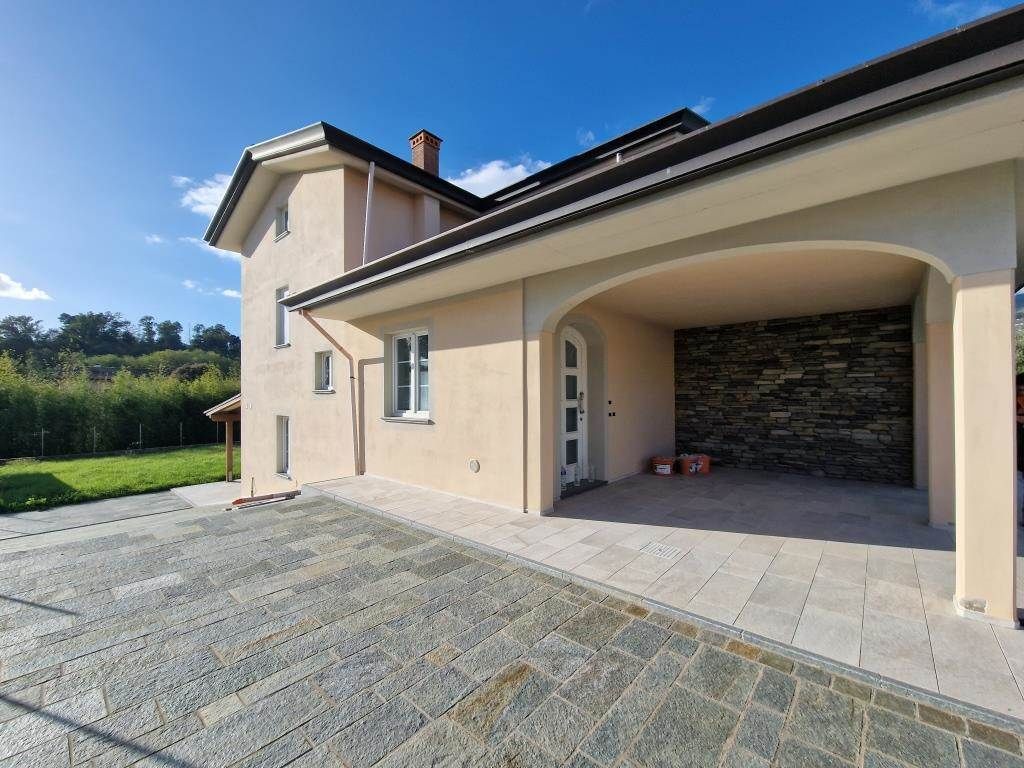 Property photo 2 of 30