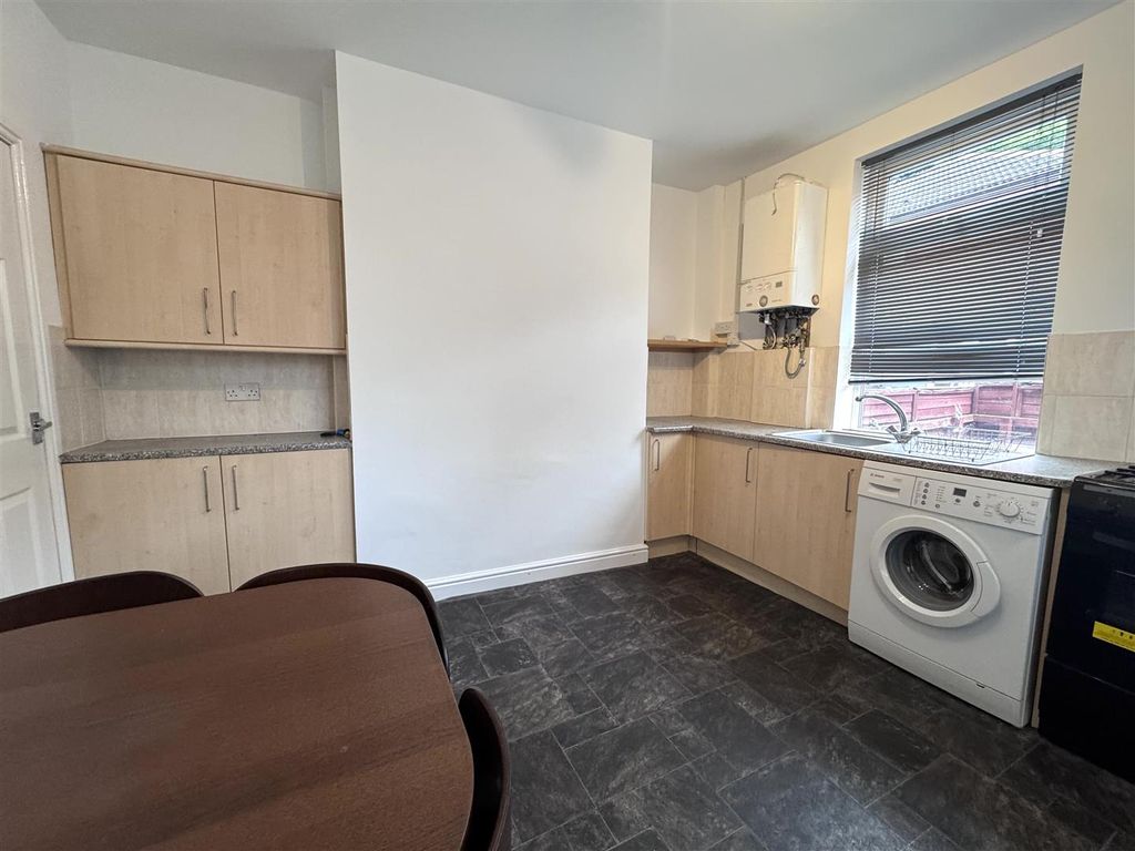 Property photo 3 of 12 Img_0346.Jpg