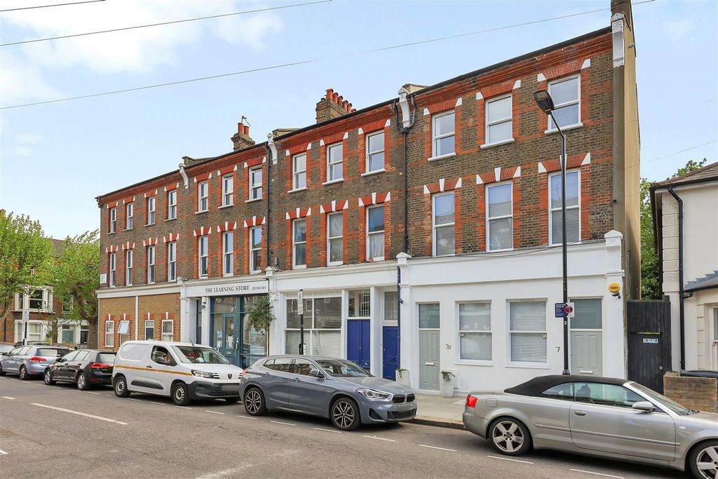 Property photo 3 of 7 Levi2543.Jpg