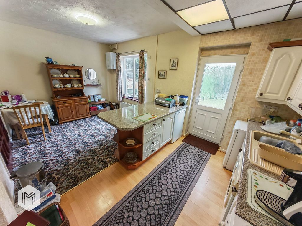 Property photo 3 of 24