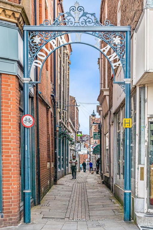 Property photo 2 of 3