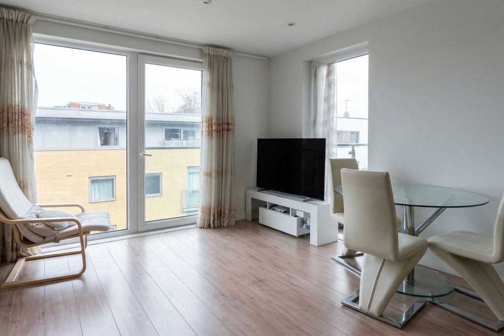 Property photo 2 of 4