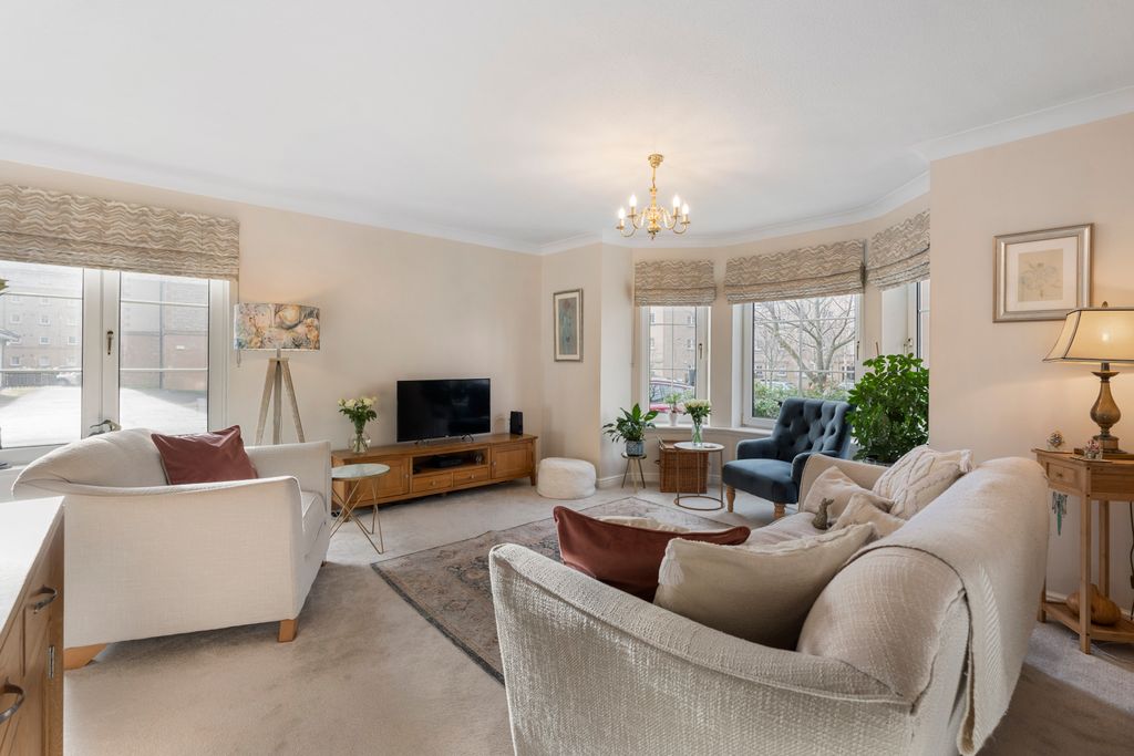 Property photo 2 of 26