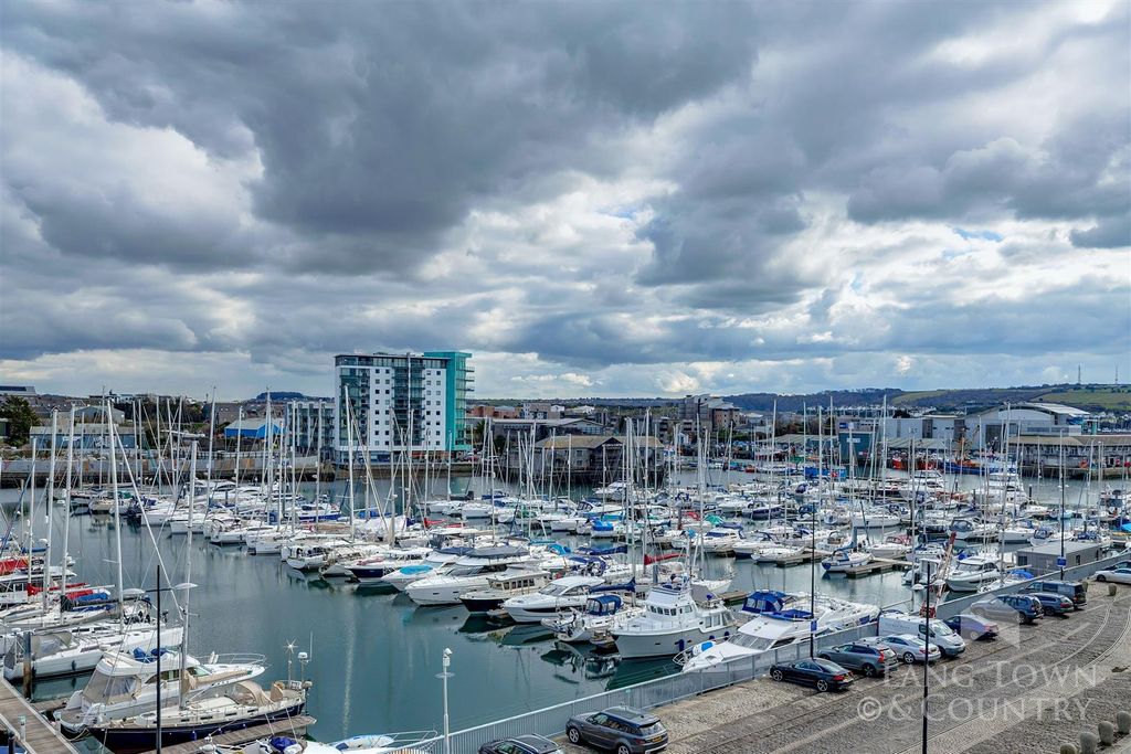 Property photo 2 of 12 0004.Jpg