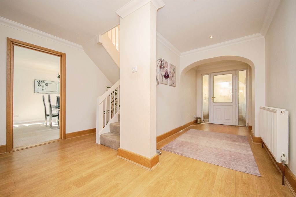 Property photo 3 of 23