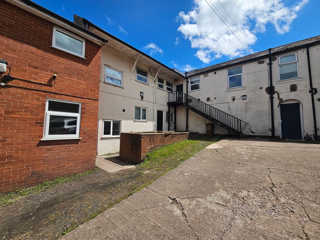 Property photo 1 of 12 Image