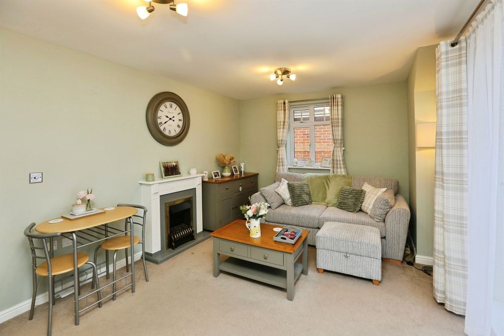 Property photo 3 of 15