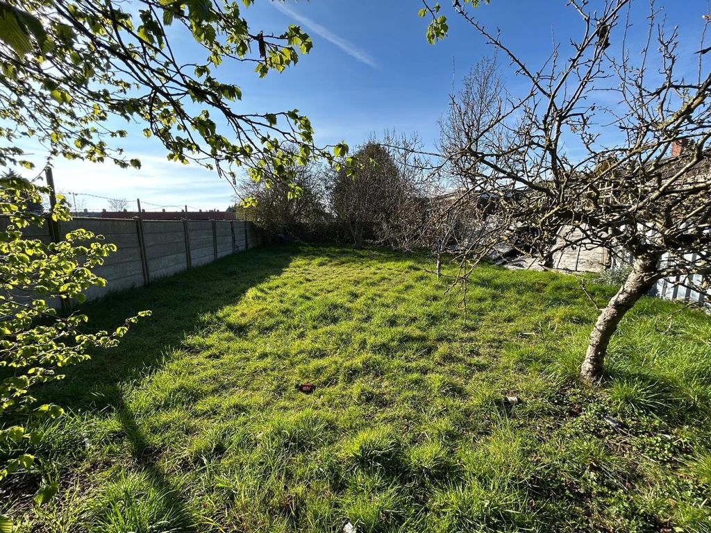 Property photo 3 of 18