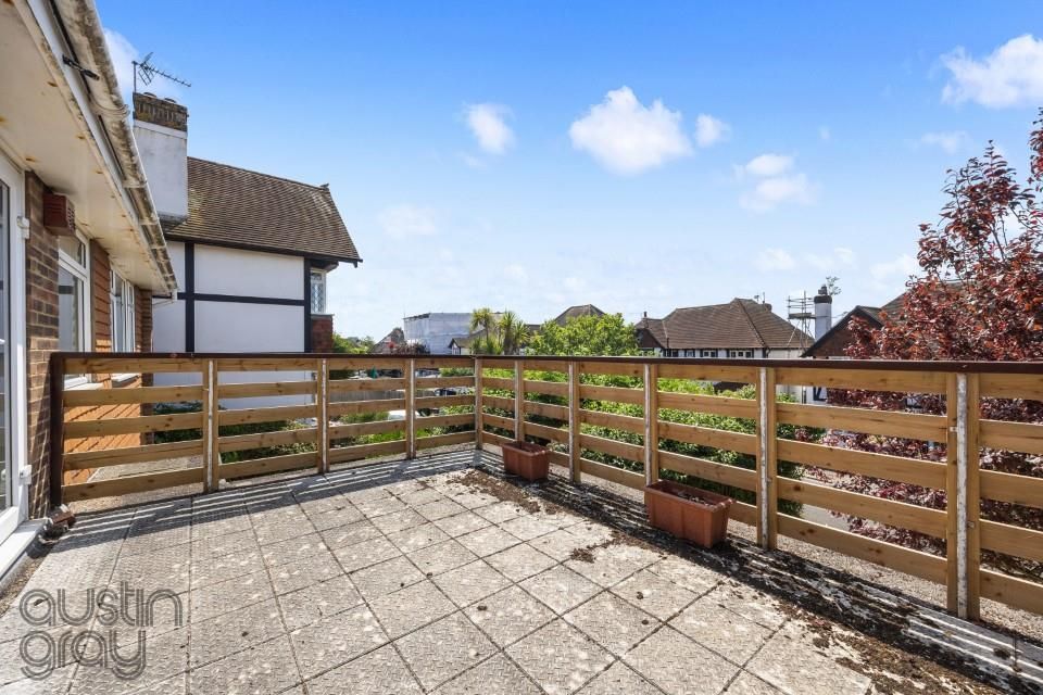 Property photo 2 of 16 Hove Park Way, 12A-011 (Custom).Jpg