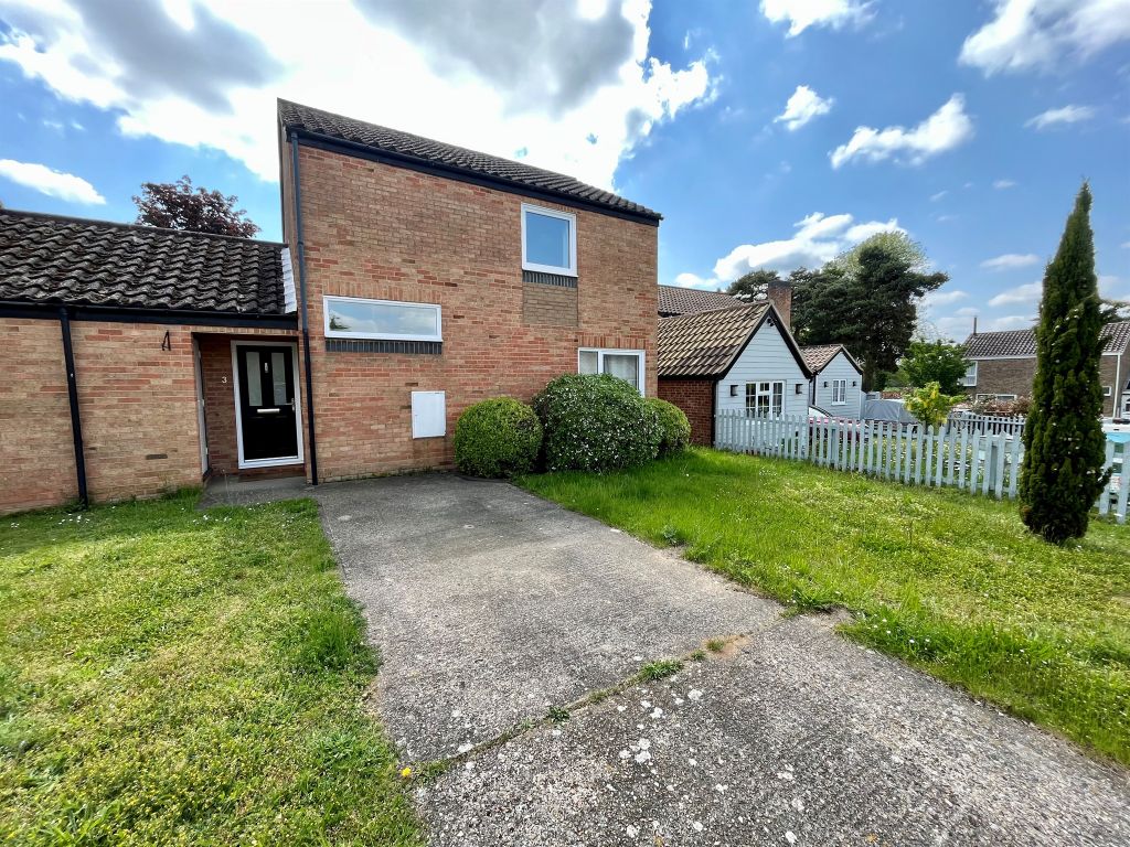Property photo 1 of 12
