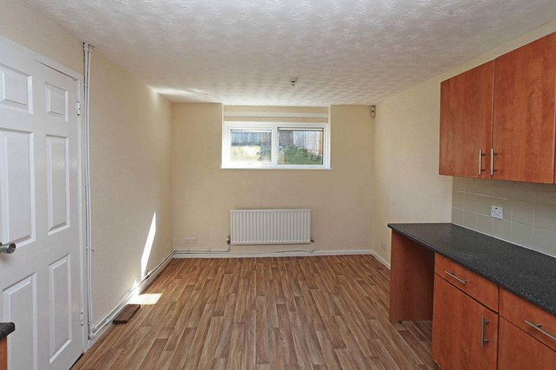 Property photo 3 of 11 Photo 3