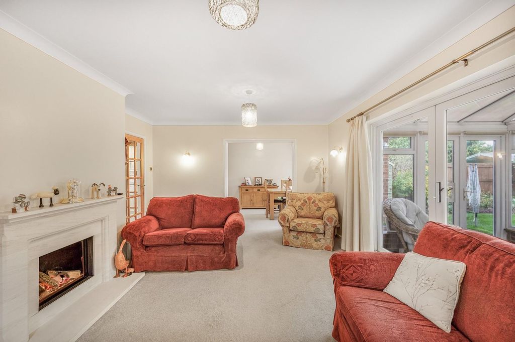 Property photo 3 of 21 Dsc_6418.Jpg.Jpeg