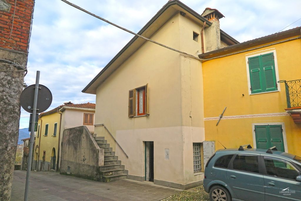Property photo 1 of 36