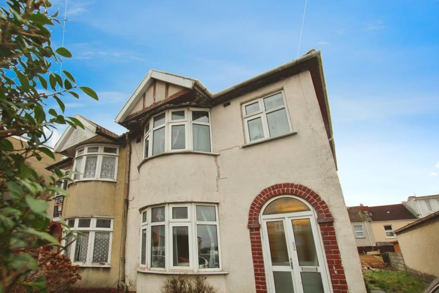 Property photo 1 of 8