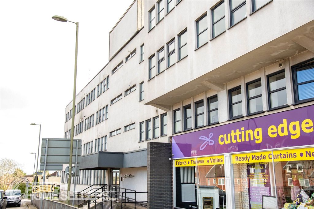 Property photo 2 of 15 Picture No. 08