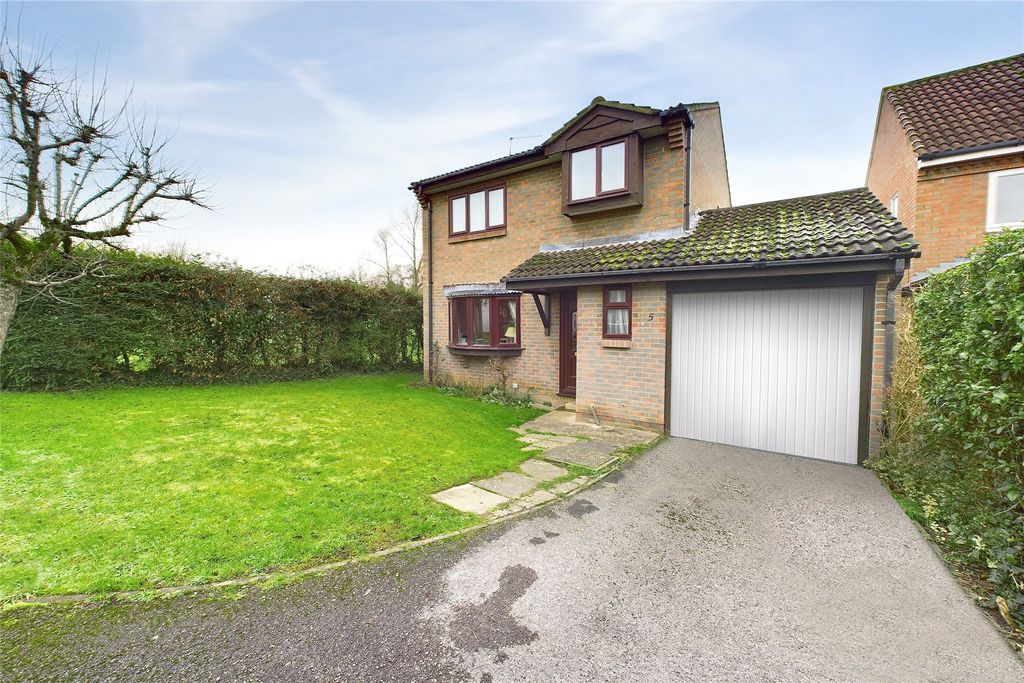Property photo 1 of 10 Picture No. 12