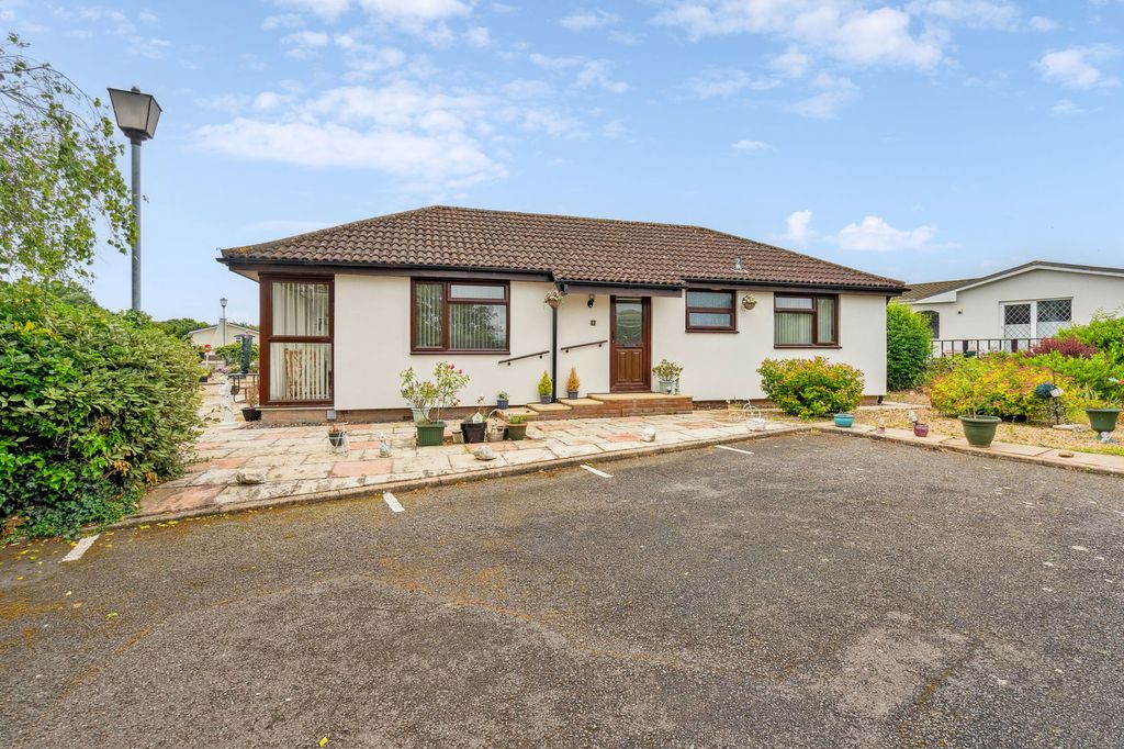 Property photo 1 of 20