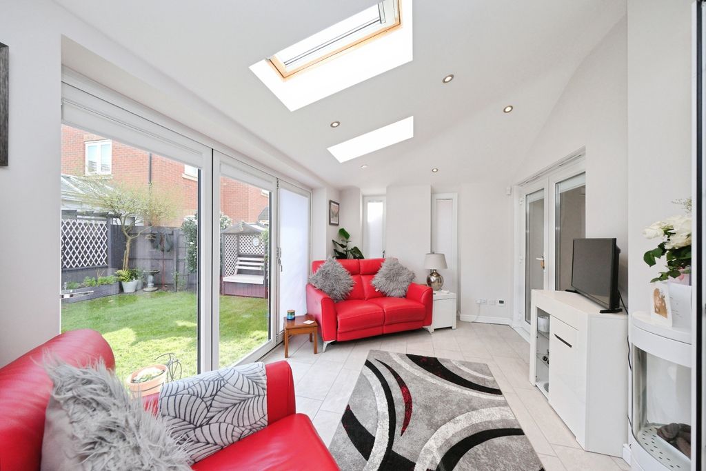 Property photo 2 of 19 Img_5517