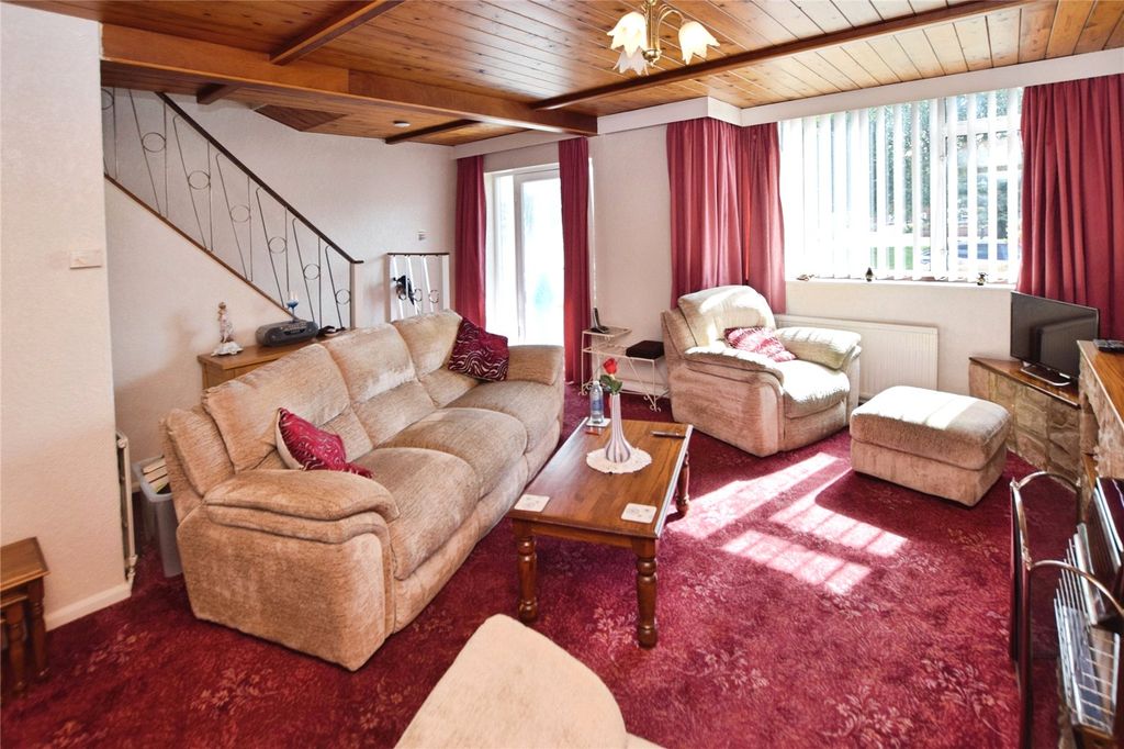Property photo 2 of 17 Picture No. 09
