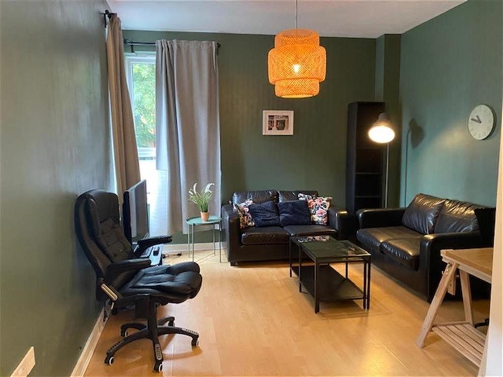 Property photo 2 of 8 Photo