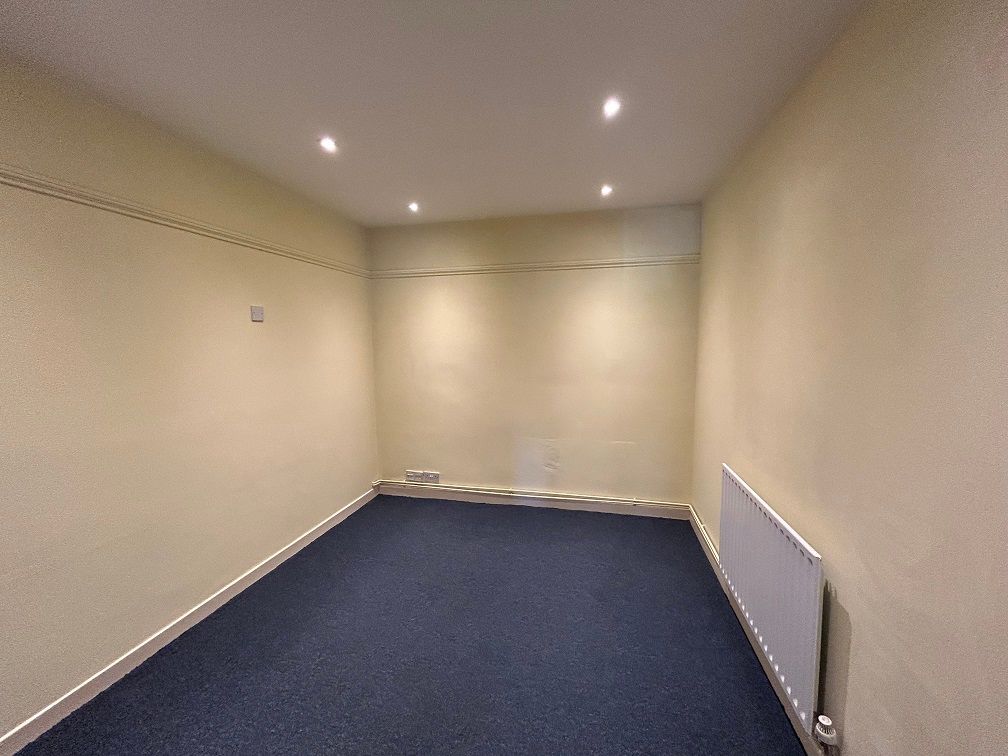 Property photo 2 of 10 Photo 15