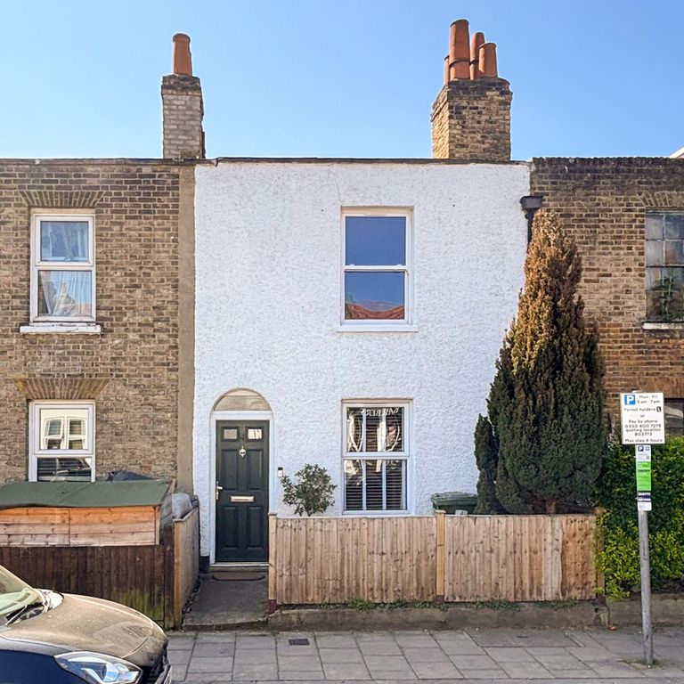 Property photo 2 of 18